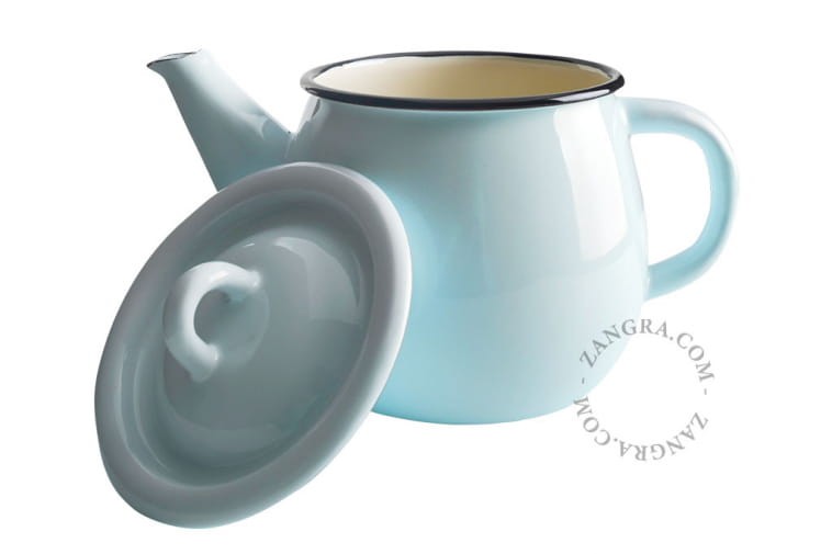 ivoire-vaisselle-bleu-theiere-email.jpg
