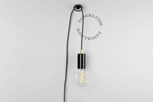 ala_din-b-l-02-lampe-bala_deuse-suspendue-plug-in-mobile-pendant-lamp-black.jpg