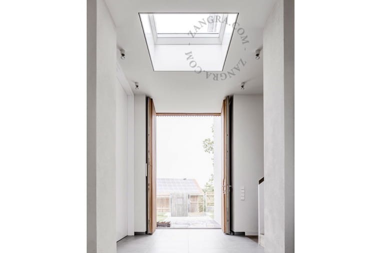 Oprawa porcelanowa biała 003 - Zangra