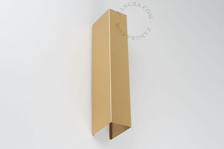 bjorn-003-go-l-02-zangra-gold-wall-light.jpg