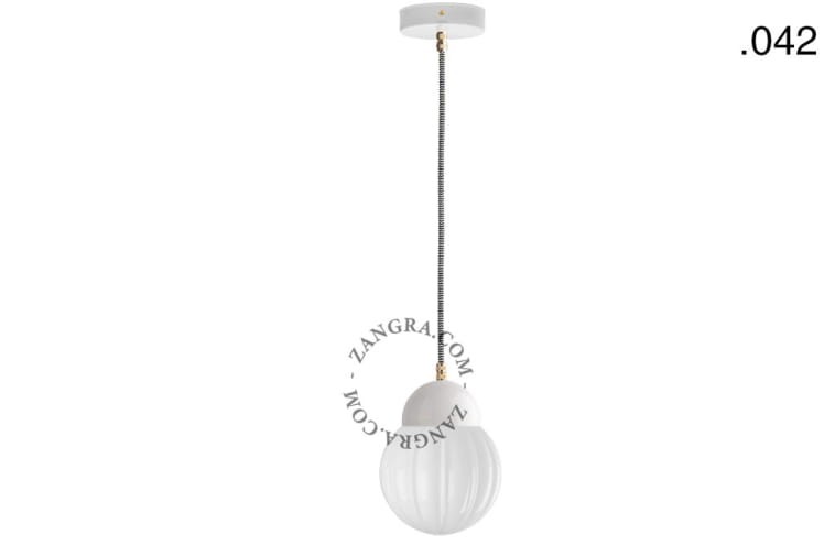Wisząca lampa porcelana ze szklanym kloszem, 042 - Zangra
