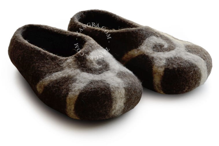 slippers-ch004-l-pantouffle-feutre-pantoffels-vilt-wol-laine-wool-felt-felted-slippers-shoes.jpg