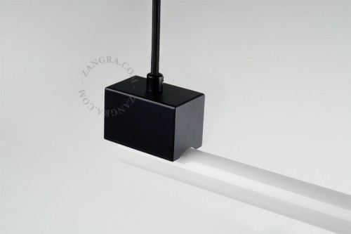 Czarna lampa liniowa wisząca BRUNO żarówka LED 100 cm - szkło opalowe - Zangra