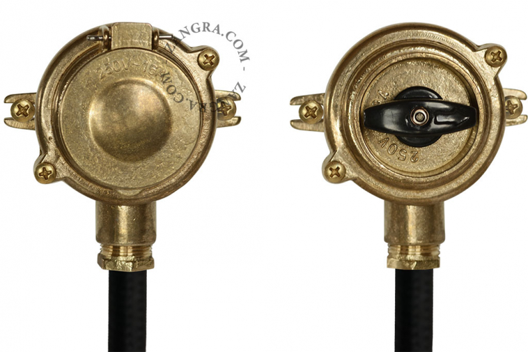 switch-024-l-brass-laiton-messing-outdoor-exterieur-waterdicht-etanche-waterproof-rotary-switch-two-way-interrupteur-rotatif-draaischakelaar-wall-socket-prise-stopcontact.jpg