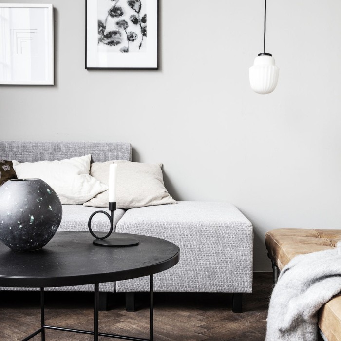 Świecznik CIRQUE SMALL czarny - House Doctor