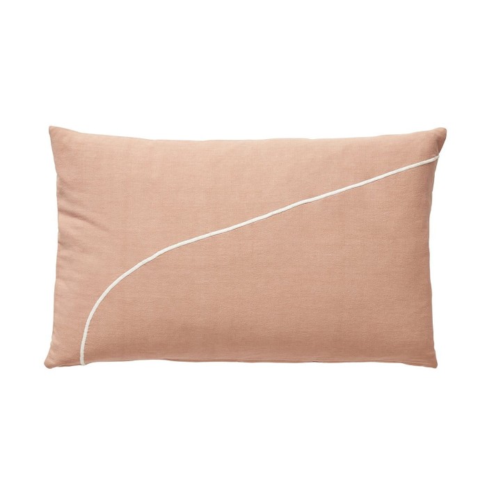 Poduszka CROSS różowa - Hubsch