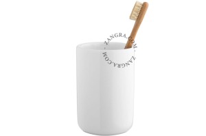 mug-holder-cup-soap-toothbrush.jpeg