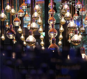 Żarówka LED CROWN złota- Zangra