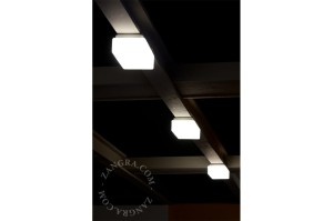 Wodoodporna oprawa świetlna 001 biała - Zangra